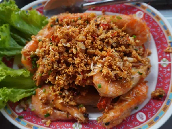 กุ้งผัดพริกเกลือ
