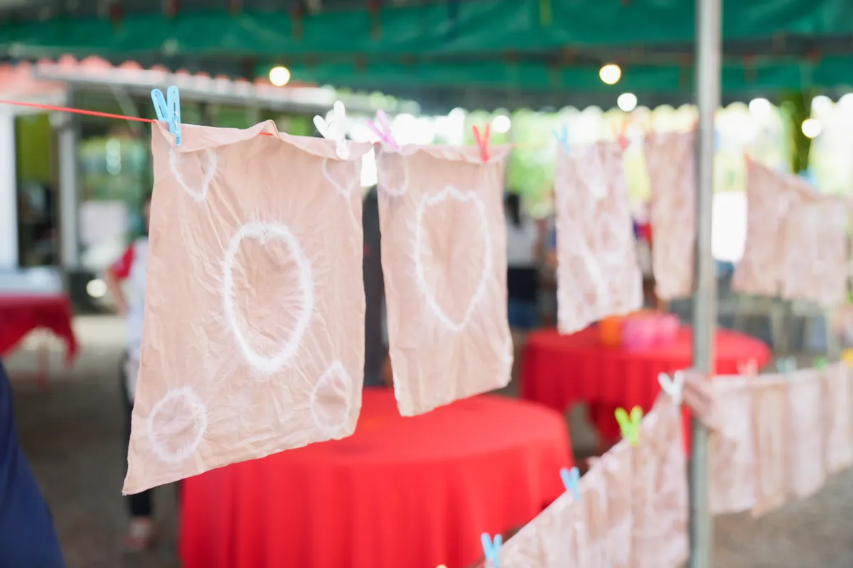 ฐานการเรียนรู้ผ้ามัดย้อม